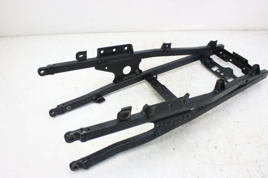 photo de BOUCLE TELAIO POSTERIORE TRIUMPH SPRINT ST 955 (1999 - 2001)