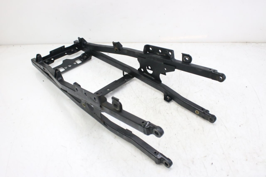 photo de BOUCLE TELAIO POSTERIORE TRIUMPH SPRINT ST 955 (1999 - 2001)