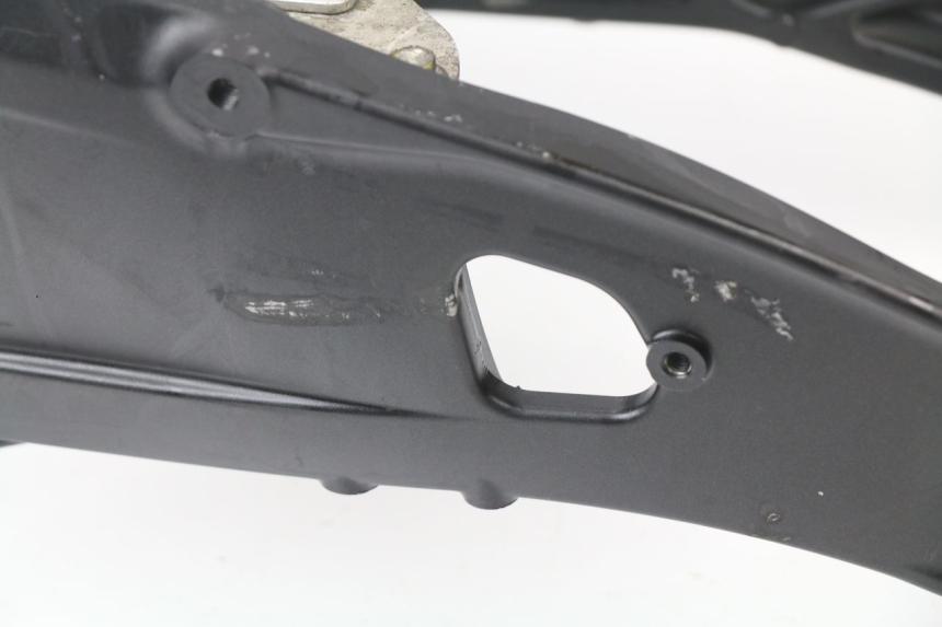 photo de Anello telaio posteriore HONDA VFR F 1200 (2010 - 2015) - Altra angolazione