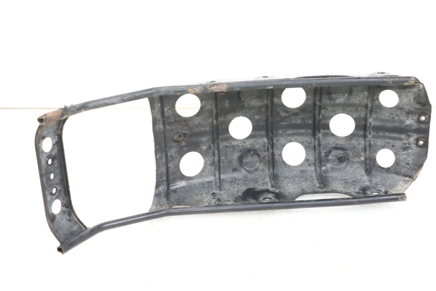 photo de TELAIETTO POSTERIORE SUZUKI VL INTRUDER 125 (2004 - 2007)