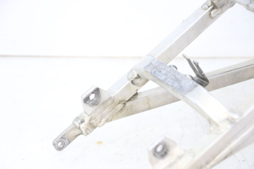 photo de TELAIETTO POSTERIORE YAMAHA YZ-F YZF 250 (2014 - 2018)