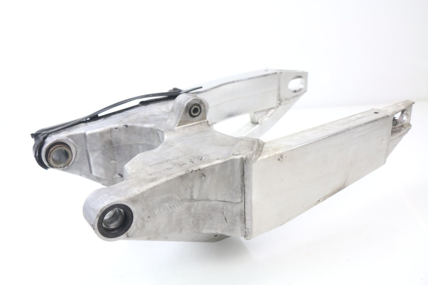 photo de Braccio oscillante HONDA CBR 929 RR FIREBLADE 900 (2000 - 2001) - Altra angolazione