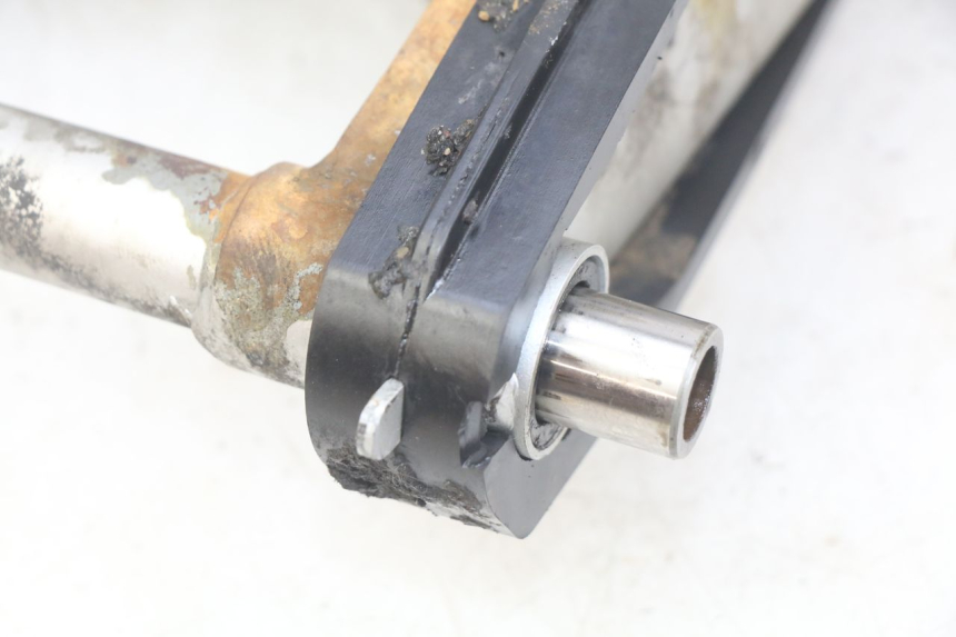 photo de BRACCIO OSCILLANTE HONDA CBR F SC25 1000 (1989 - 1992)