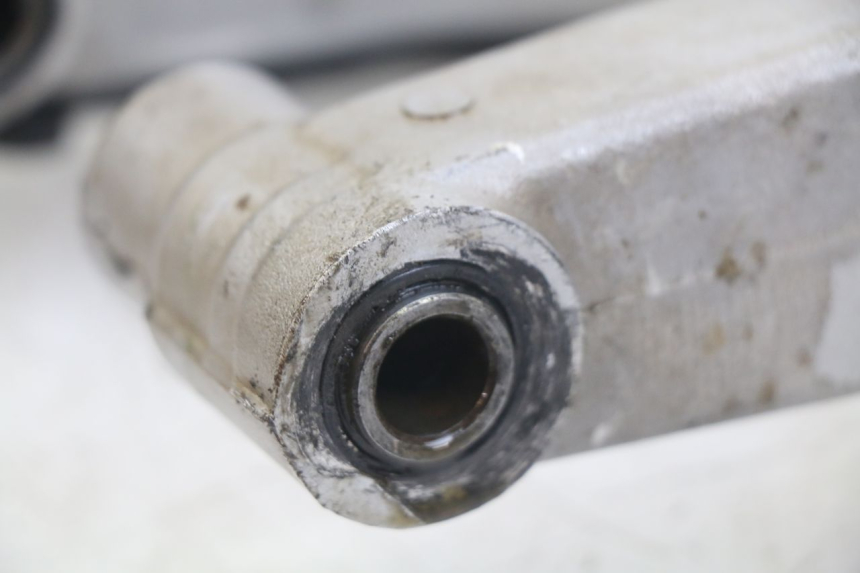 photo de BRACCIO OSCILLANTE HONDA CR 80 (2001 - 2003)