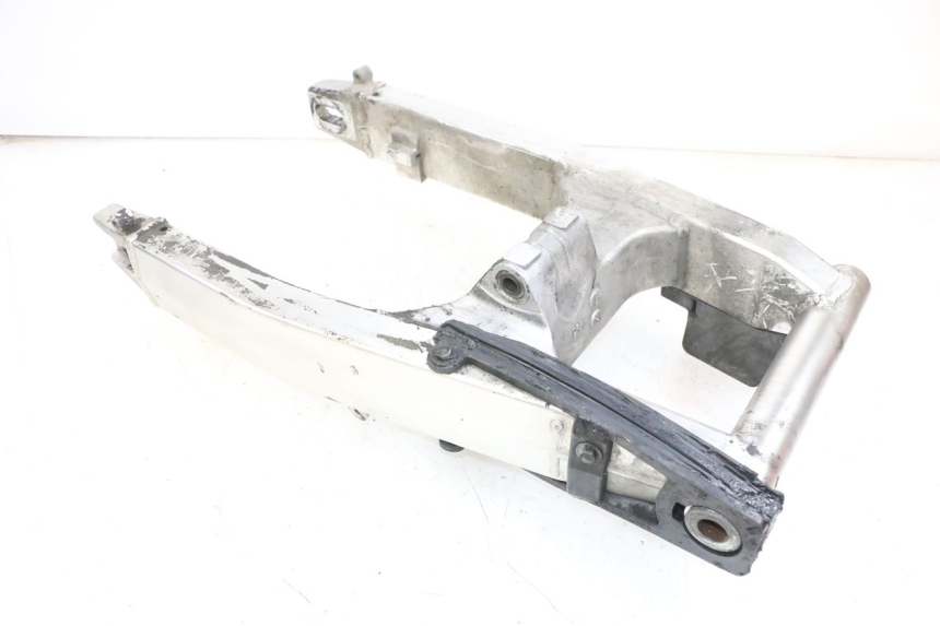 photo de FORCELLONE SUZUKI DL V STROM 1000 (2002 - 2007) - Dettagli dei punti di fissaggio