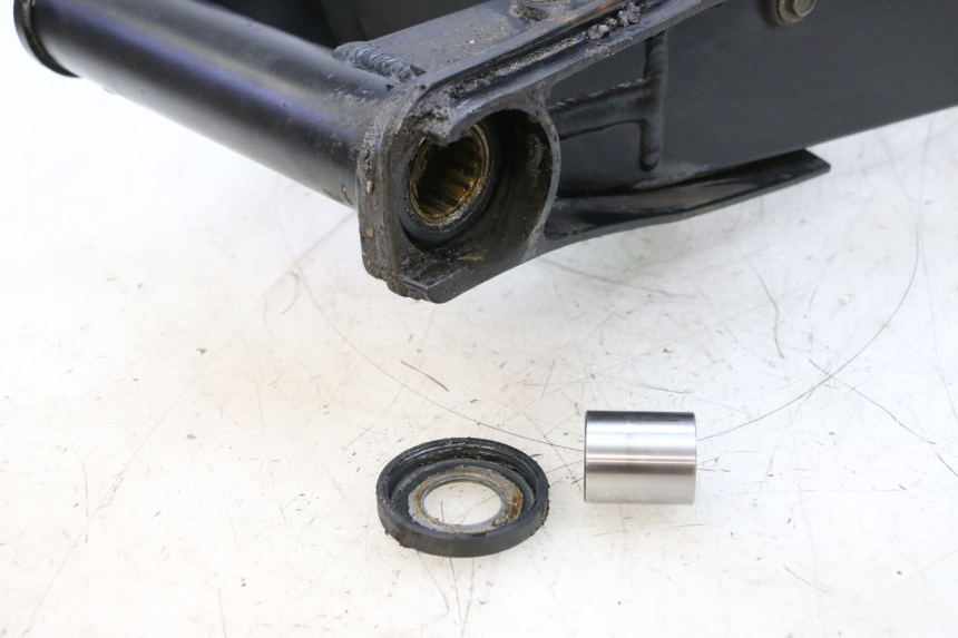 photo de FORCELLONE SUZUKI GSXR GSX-R 1000 (2003 - 2004) - Dettaglio del componente