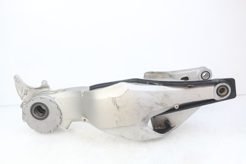 photo de BRACCIO OSCILLANTE HONDA CB R 1000 (2018 - 2023)