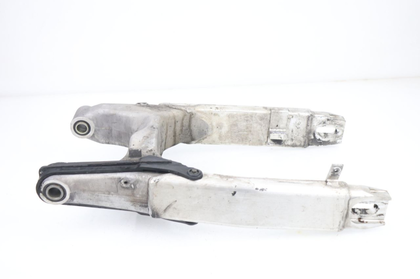 photo de Braccio oscillante HONDA VTR F FIRESTORM 1000 (1997 - 2001) - Dettagli dei punti di fissaggio