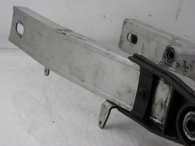 photo de Braccio oscillante YAMAHA FZS FAZER 600 (1998 - 2001)