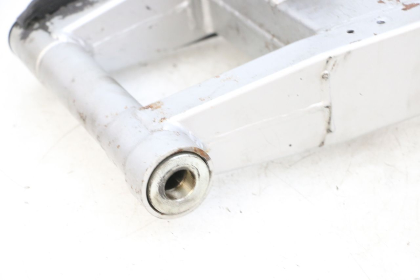 photo de FORCELLONE KAWASAKI ZR 7 750 (1999 - 2001) - Angolazione alternativa