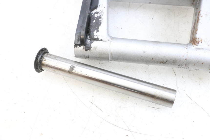 photo de FORCELLONE KAWASAKI ZR 7 750 (1999 - 2001) - Altra angolazione