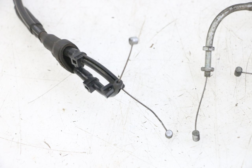 photo de CAVO DELL'ACCELERATORE YAMAHA FZS FAZER 600 (2001 - 2003)
