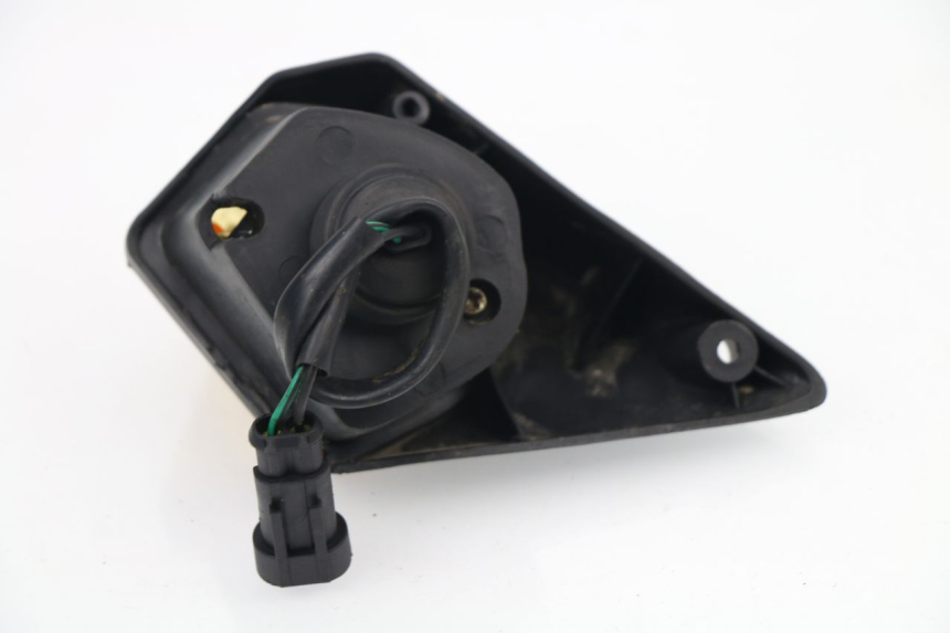 photo de COPERCHIO FRECCIA POSTERIORE SINISTRO KEEWAY FLASH 2T 50 (2007 - 2011)