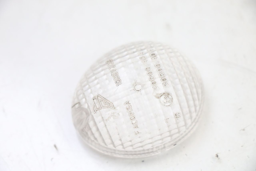 photo de COPERCHI INDICATORE DIREZIONE SINISTRO POSTERIORE PEUGEOT TREKKER TKR 50 (2005 - 2014)