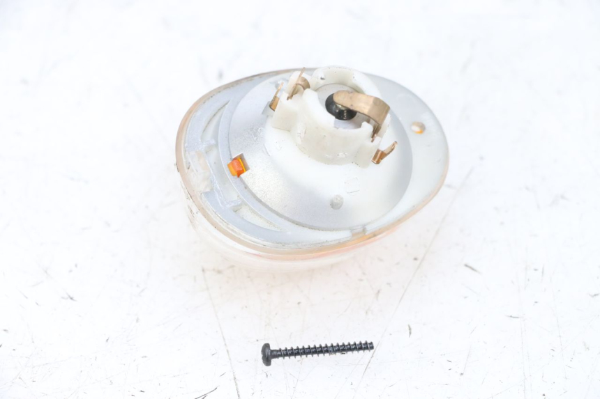 photo de COPERCHI INDICATORE DIREZIONE SINISTRO ANTERIORE YAMAHA BW'S EASY 50 (2013 - 2016) - Zoom sullo stato d'uso