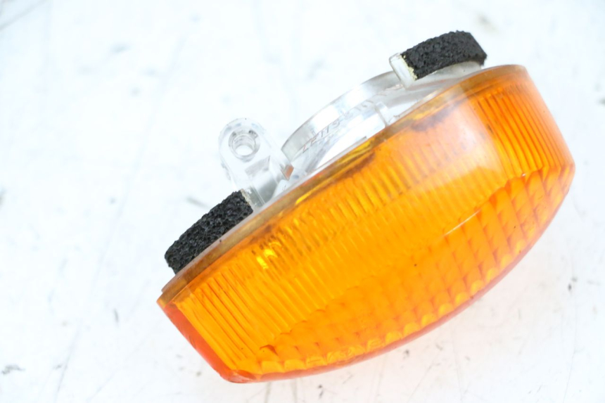 photo de COPERCHI INDICATORE DIREZIONE SINISTRO ANTERIORE YAMAHA TDM ABS 900 (2002 - 2014) - Zoom sullo stato d'uso