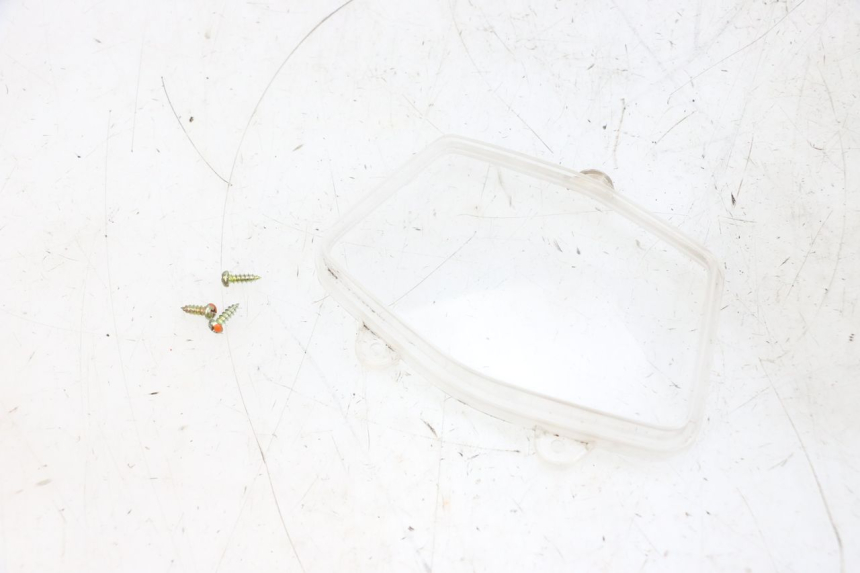 photo de COPERCHIO CONTACHILOMETRI PEUGEOT KISBEE 4T 50 (2010 - 2017)