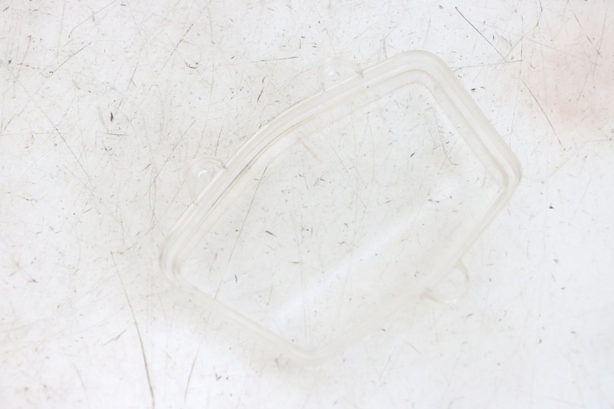 photo de COPERCHIO CONTACHILOMETRI PEUGEOT KISBEE 4T 50 (2010 - 2017) - Zoom sullo stato d'uso