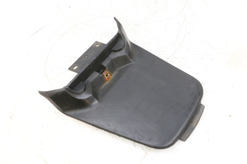 photo de COFANO BATTERIA MBK BOOSTER SPIRIT NAKED 50 (2004 - 2017) - Primo piano tecnico