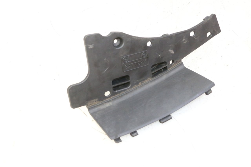 photo de COPERCHIO BATTERIA SUZUKI BURGMAN 125 (2007 - 2014)