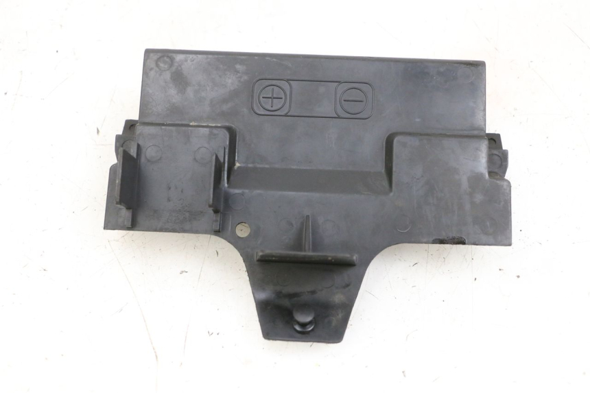 photo de BATTERIA COPERCHIO SUZUKI BURGMAN 650 (2013 - 2020)