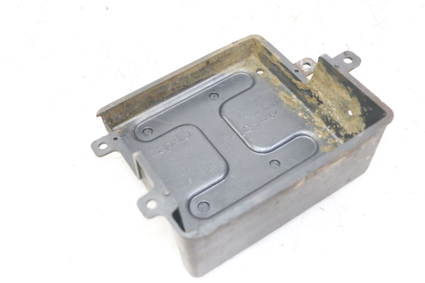 photo de BATTERIA COPERCHIO APRILIA CLASSIC 125 (1995 - 2001)