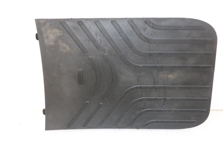 photo de BATTERIA COPERCHIO SEGWAY NINEBOT E125S 1 (2022 - 2026) - Stato della superficie e materiale