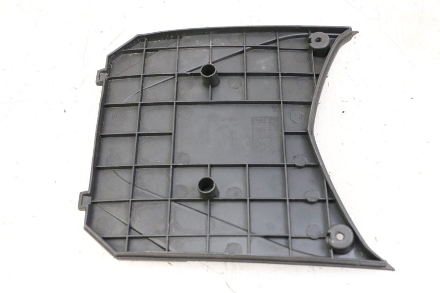 photo de COPERCHIO BATTERIA JM MOTORS EVOLIS 4T 50 (2018 - 2022)