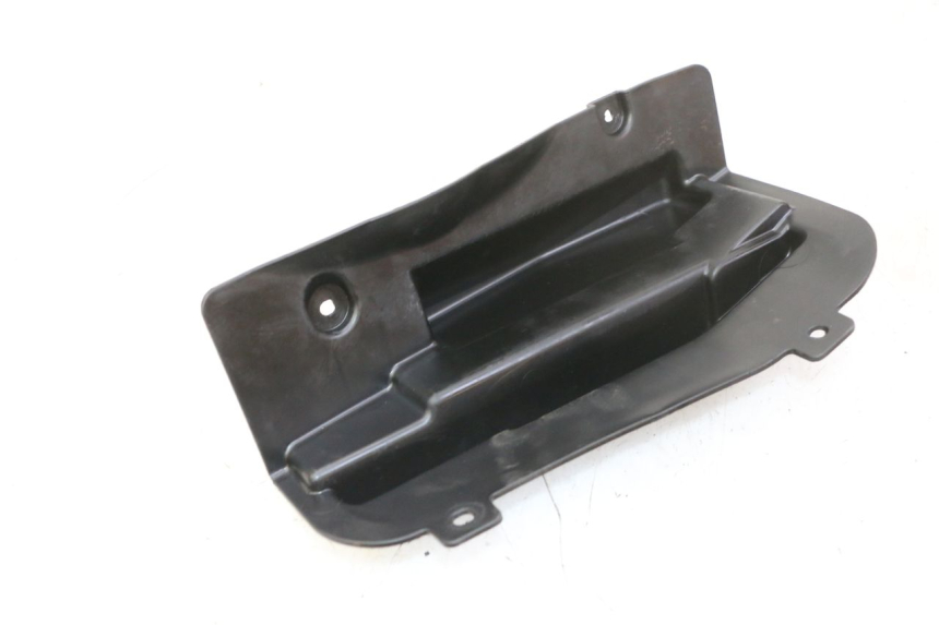 photo de COPERCHIO BATTERIA HONDA FES S-WING SWING ABS 125 (2007 - 2015)