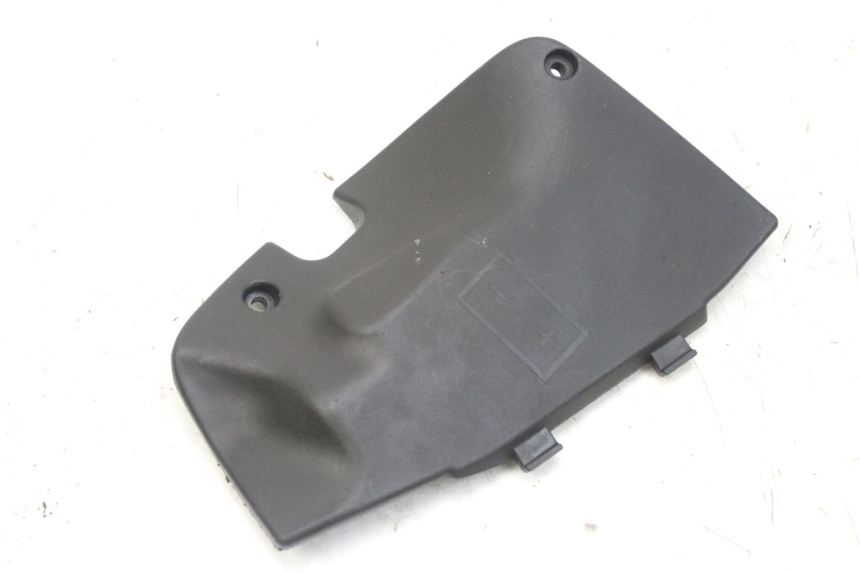photo de COPERCHIO BATTERIA PIAGGIO FLY 4T 50 (2013 - 2017)