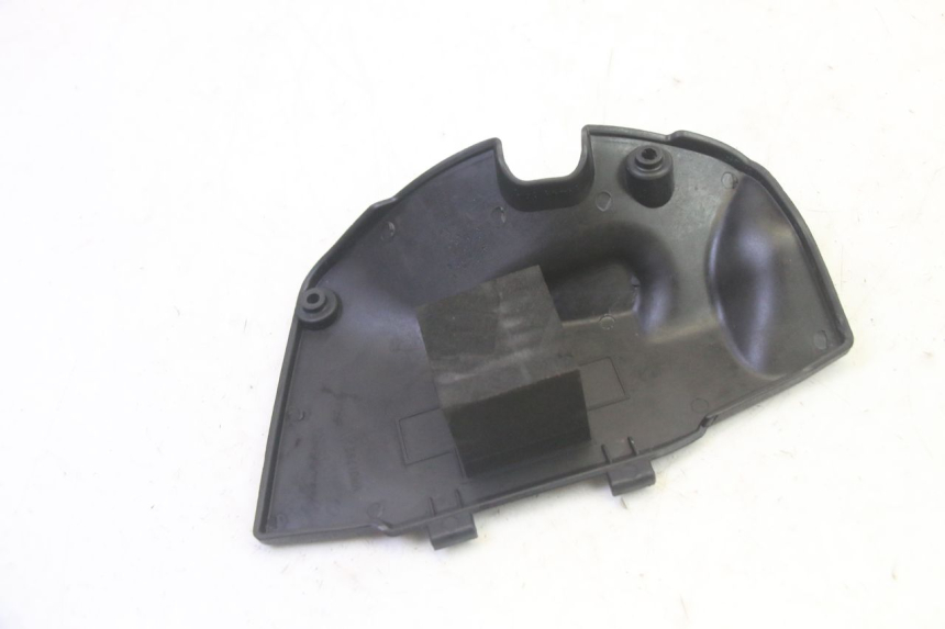 photo de COPERCHIO BATTERIA PIAGGIO FLY 4T 50 (2013 - 2017) - Zoom sullo stato d'uso