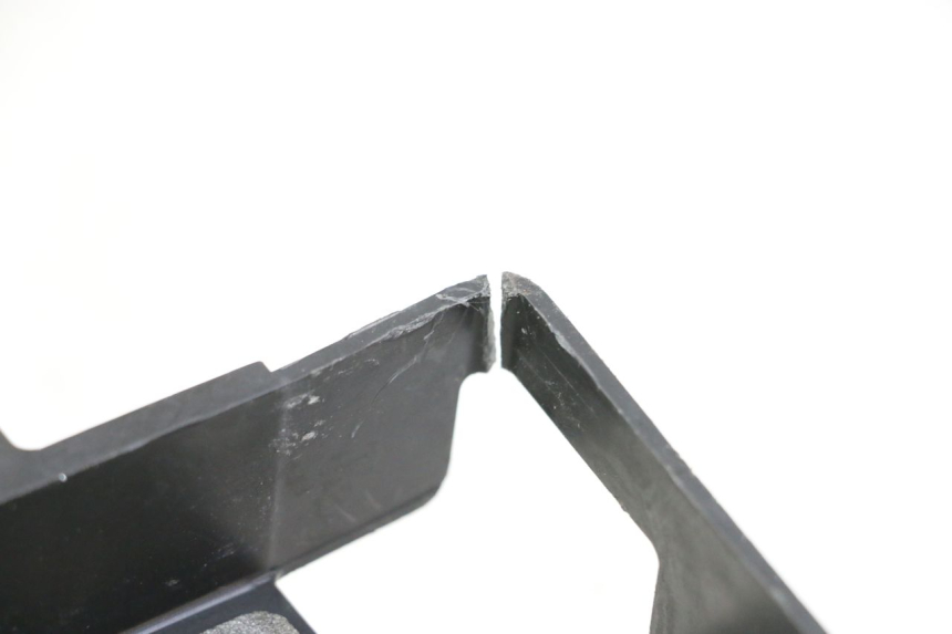 photo de BATTERIA COPERCHIO YAMAHA FZ6 FAZER S2 600 (2007 - 2011)