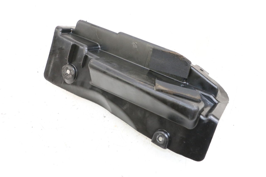 photo de COPERCHIO BATTERIA HONDA FES S-WING SWING ABS 125 (2007 - 2015)