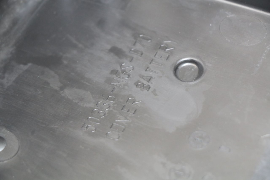 photo de COFANO BATTERIA HONDA INTEGRA NC D 750 (2016 - 2018)