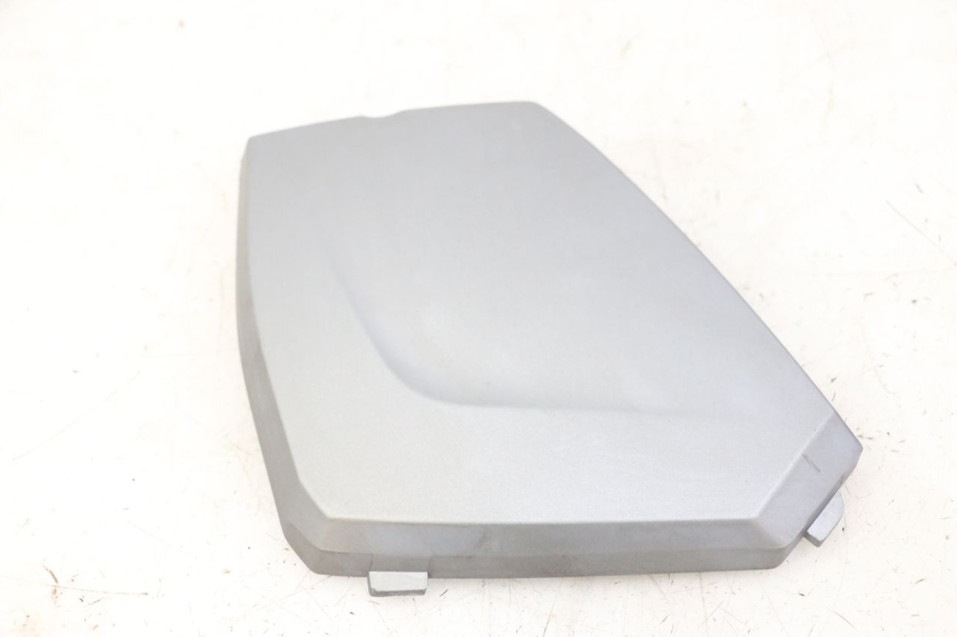 photo de BATTERIA COPERCHIO SYM JOYMAX 125 (2010 - 2017)