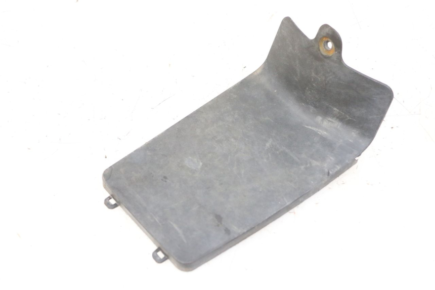 photo de COPERCHIO BATTERIA PEUGEOT KISBEE 2T 50 (2010 - 2017)