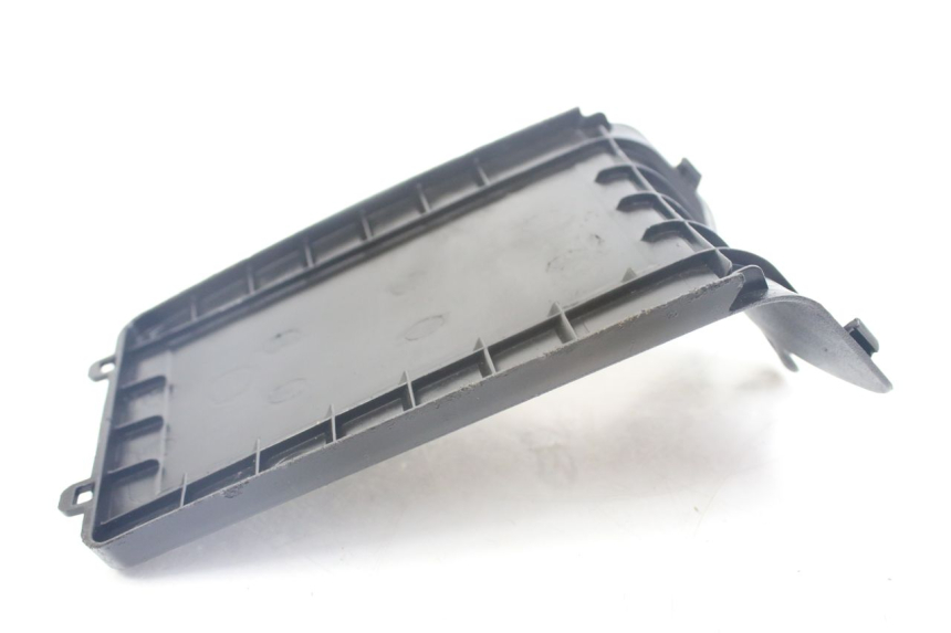 photo de COPERCHIO BATTERIA PEUGEOT KISBEE 4T 50 (2010 - 2017)