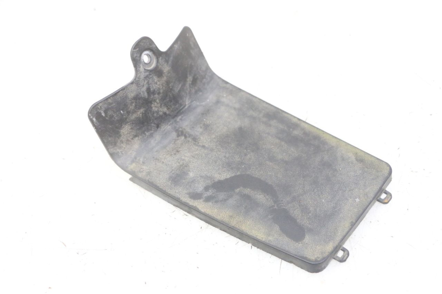 photo de COPERCHIO BATTERIA PEUGEOT KISBEE 4T 50 (2018 - 2022)