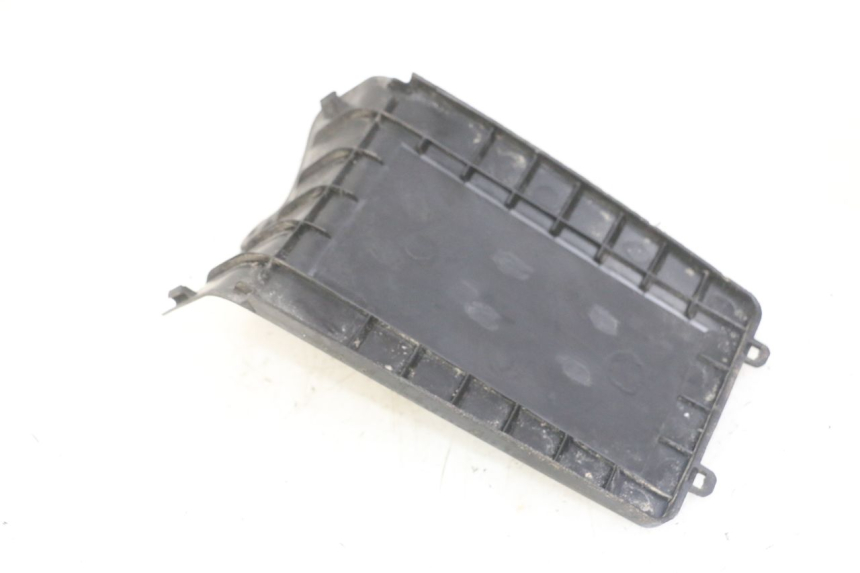 photo de COPERCHIO BATTERIA PEUGEOT KISBEE 4T 50 (2018 - 2022)