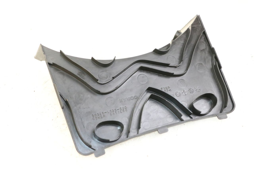 photo de COFANO BATTERIA KYMCO PEOPLE S 125 (2000 - 2008) - Dettaglio del componente