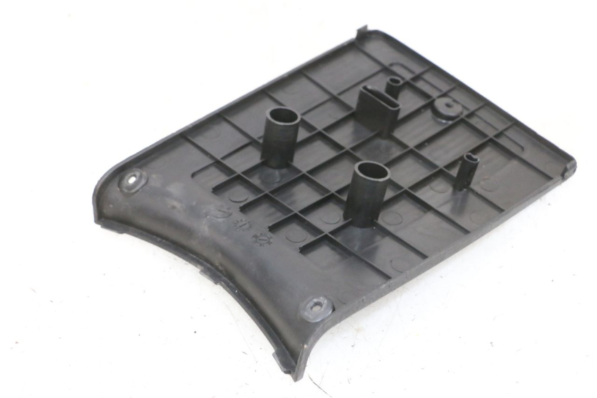 photo de COPERCHIO BATTERIA KYMCO LIKE 125 (2009 - 2016) - Zoom sullo stato d'uso