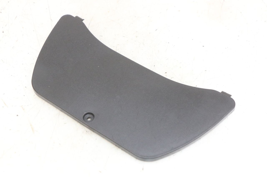 photo de COPERCHIO BATTERIA PIAGGIO MP3 LT 400 (2007 - 2012)