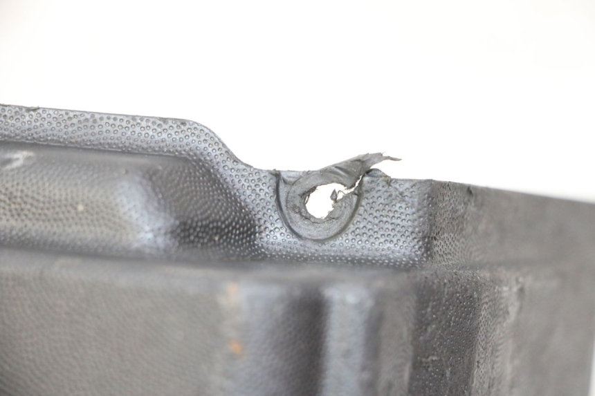 photo de COPERCHIO BATTERIA PIAGGIO NEW TYPHOON 50 (2010 - 2017)