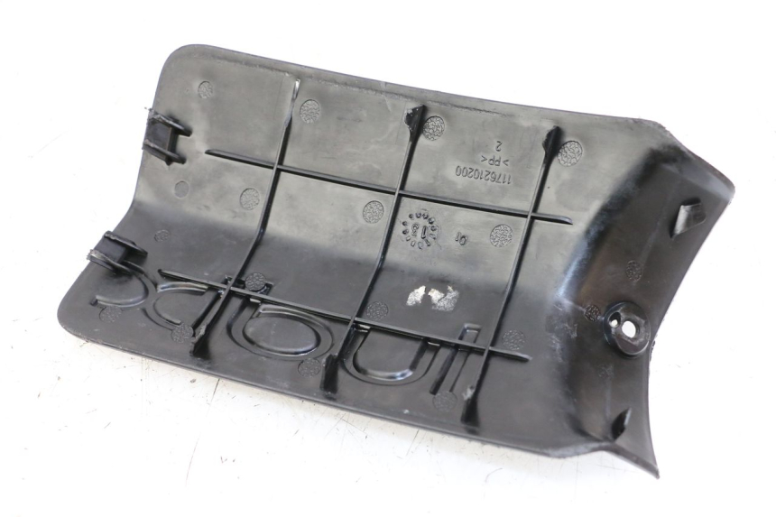 photo de COPERCHIO BATTERIA PEUGEOT LUDIX 50 (2008 - 2017)