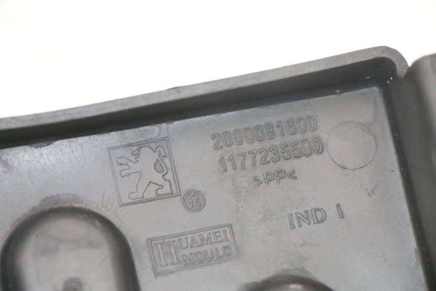 photo de BATTERIA COPERCHIO PEUGEOT SPEEDFIGHT 3 LC 2T 50 (2009 - 2015)