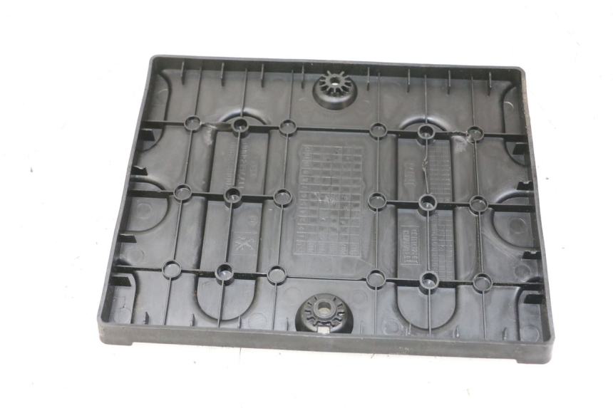 photo de BATTERIA COPERCHIO PEUGEOT VIVACITY 125 (2010 - 2017)