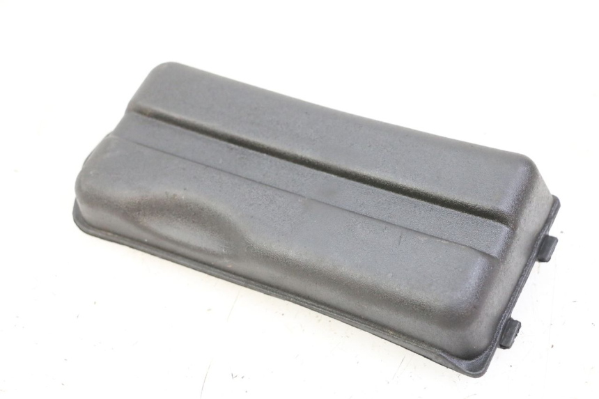 photo de COPERCHIO BATTERIA PIAGGIO VESPA LX 2T 50 (2005 - 2013)