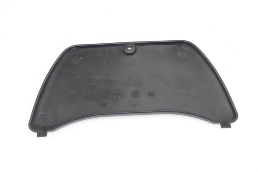 photo de COPERCHIO BATTERIA PIAGGIO X8 400 (2006 - 2007)