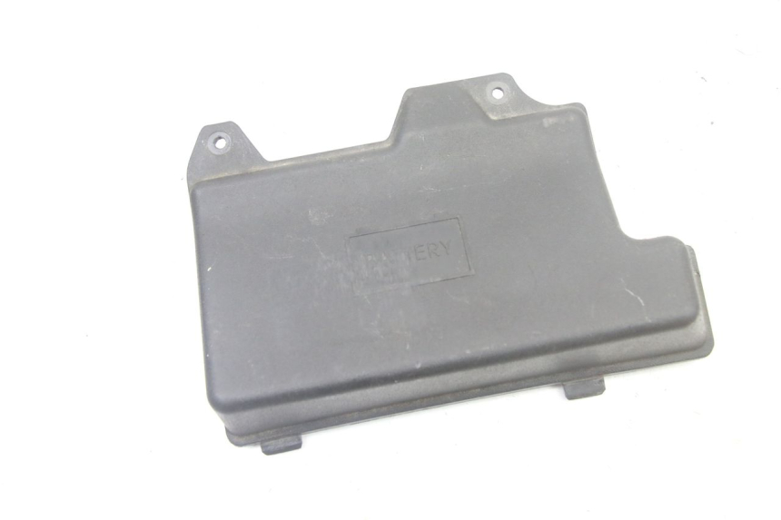 photo de COPERCHIO BATTERIA PIAGGIO ZIP 4T 50 (2018 - 2020)