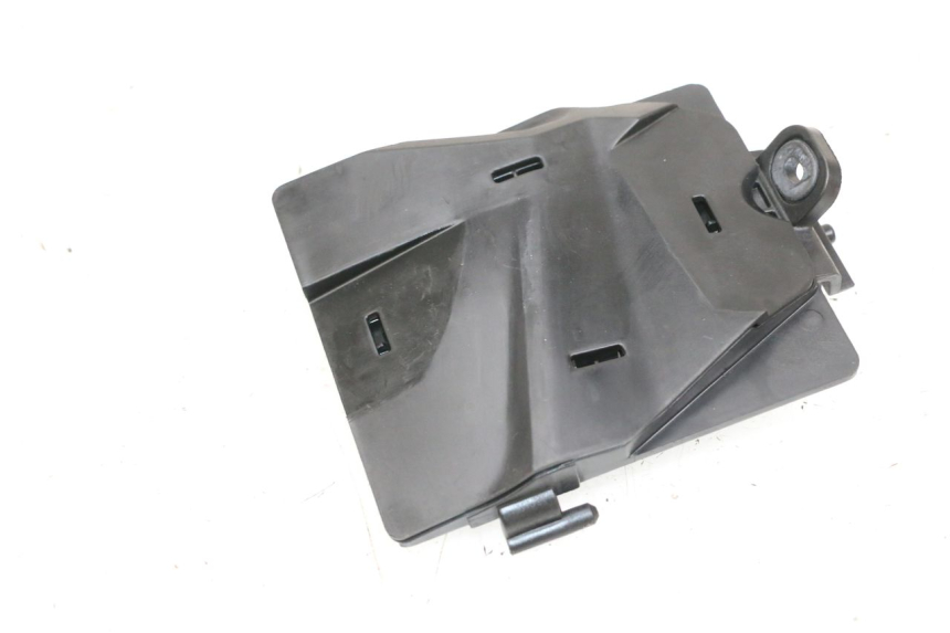 photo de BATTERIA COPERCHIO BMW R GS 1250 (2021 - 2024) - Altra angolazione